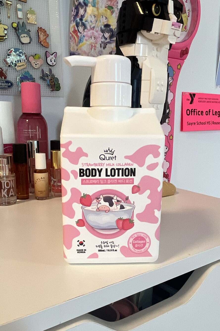Quret Strawberry Milk Collagen Body Lotion 500ml